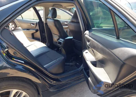 2017 Toyota Camry Le/Se/Xle/Xse z USA, uszkodzony, nr VIN 4T1BF1FK9HU789318